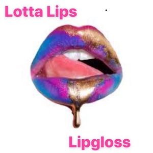 Meet your Posher, Carlotta